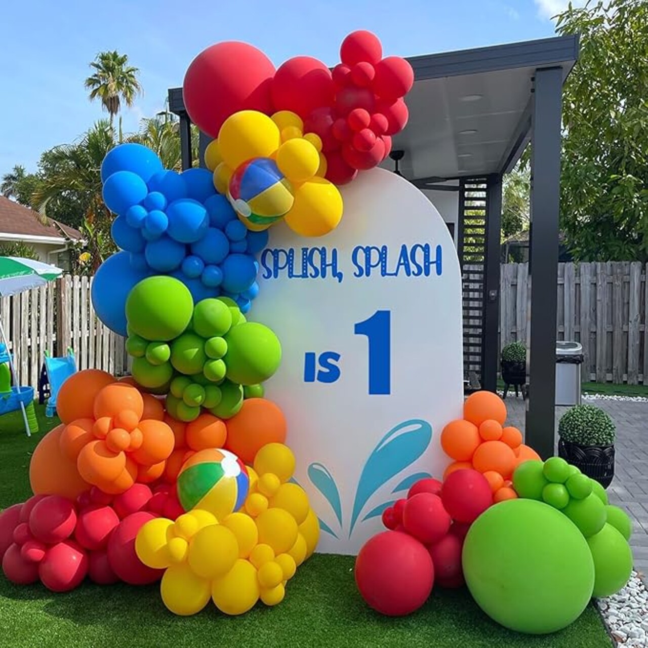 140pcs Summer Tropical Balloon Garland Arch Kits with Beach Balls